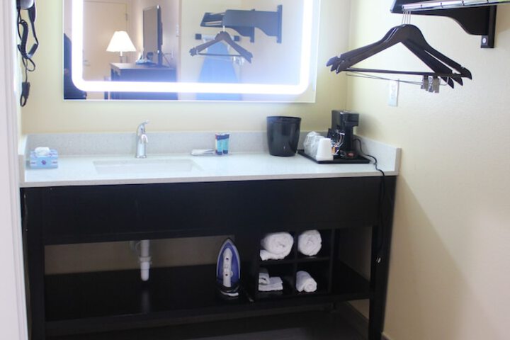 Room 9 of 21