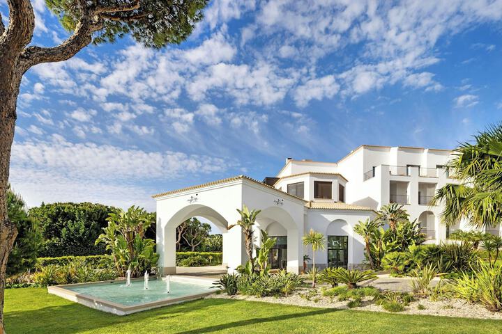 Pine Cliffs Ocean Suites a Luxury Collection Resort & Spa