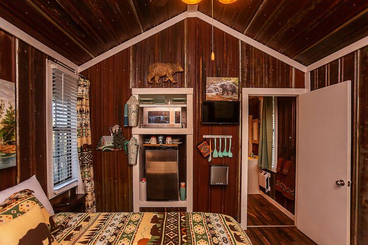 Yeti Cabin