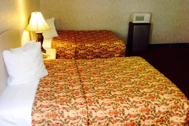 Red Carpet Inn and Suites - Hammonton West / Winslow Township