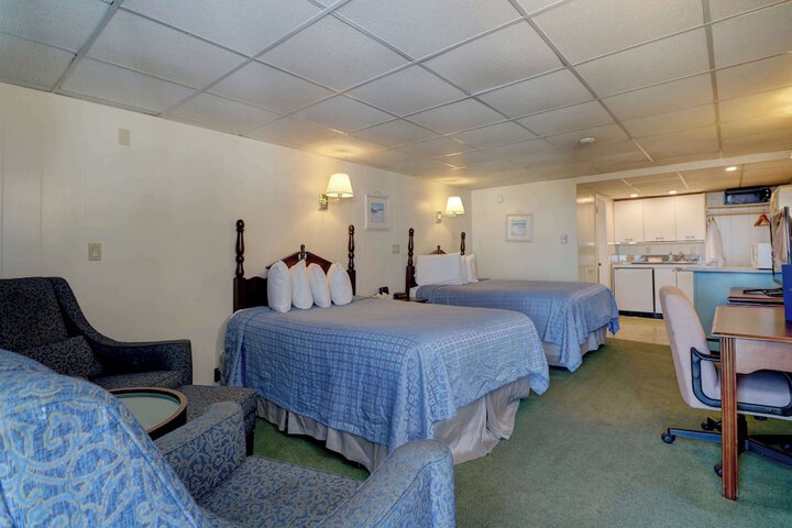Room 79 of 104