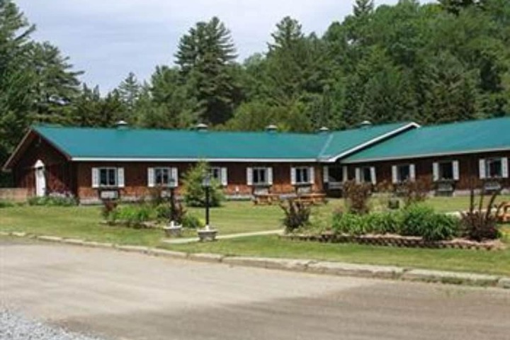 Northern Lights Lodge