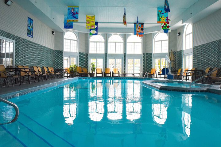 Hamilton Inn Select Beachfront Mackinaw City