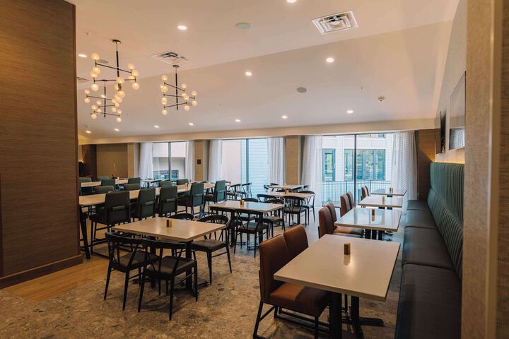 Breakfast/Coffee Service 46 of 62