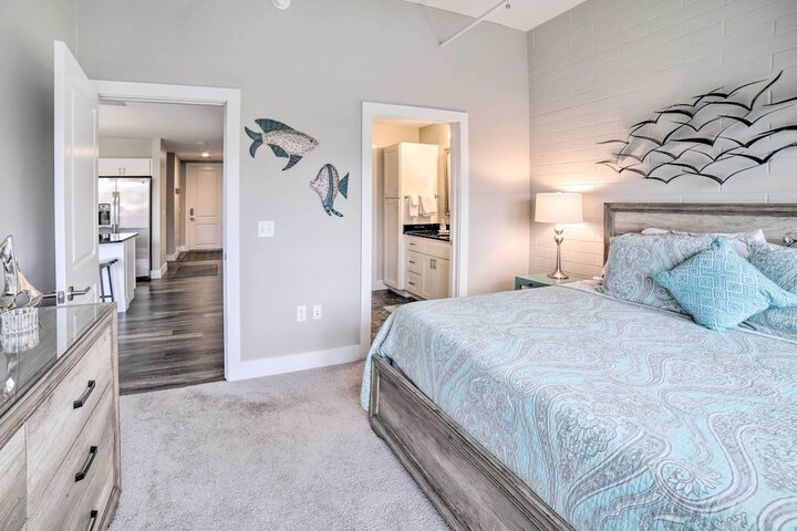 Luxe Manistee Condo w / Balcony & River Views!