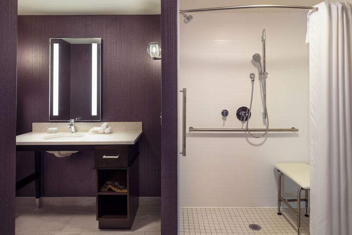 Room 19 of 35
