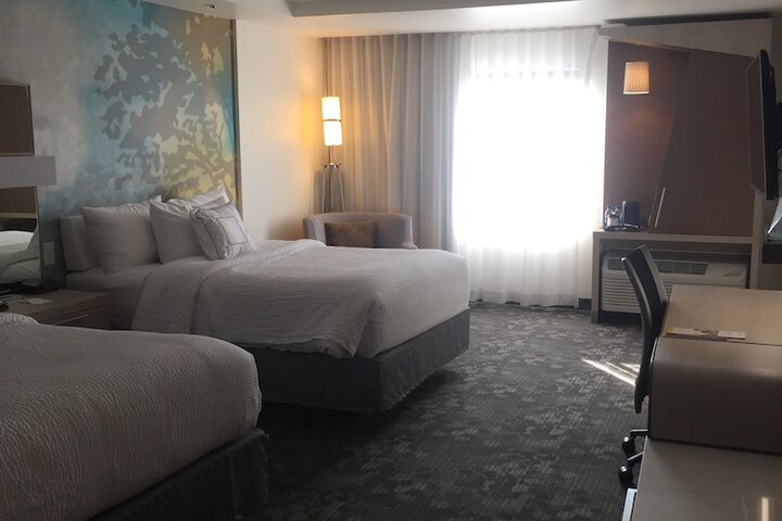 Courtyard Bay City