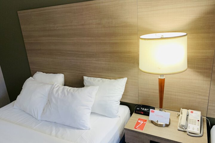 Room 38 of 71