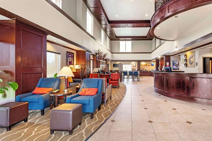 Hotel Interior 9 of 36