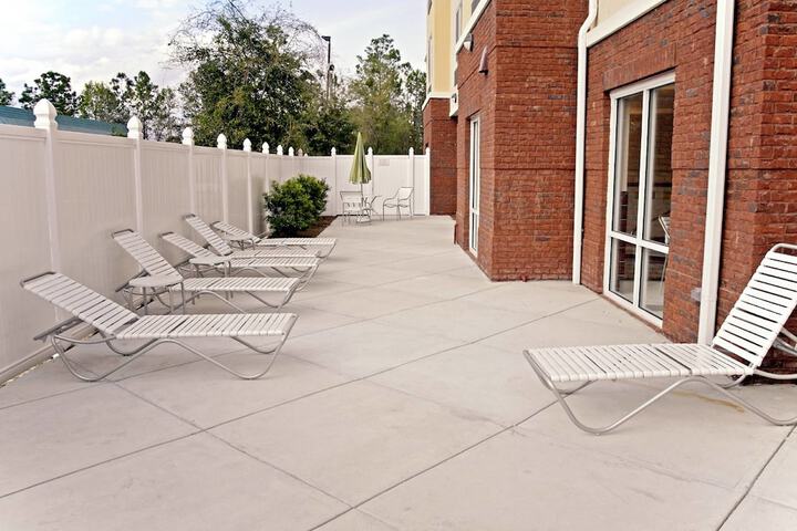 Terrace/Patio 22 of 24