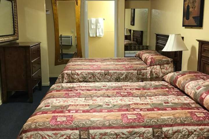 Room 9 of 24
