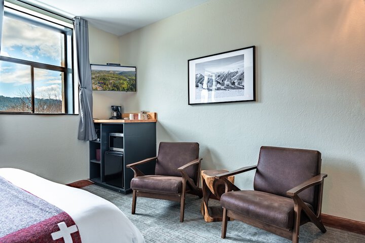 Room 70 of 115