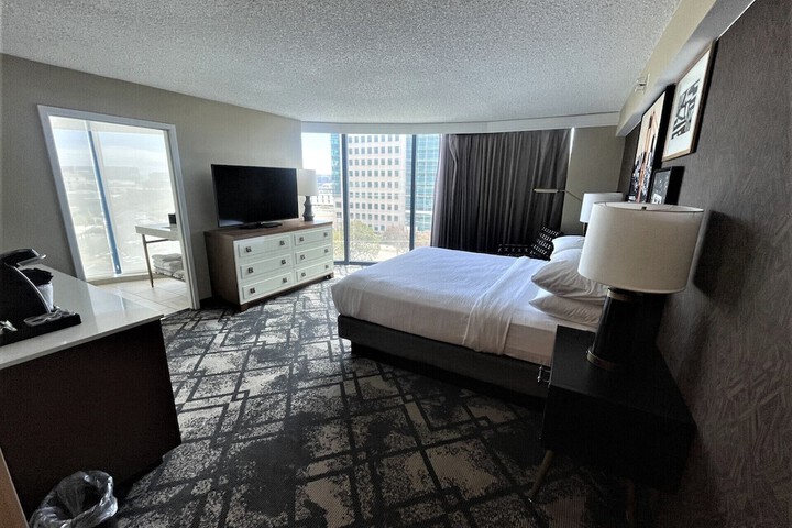 Room 11 of 51