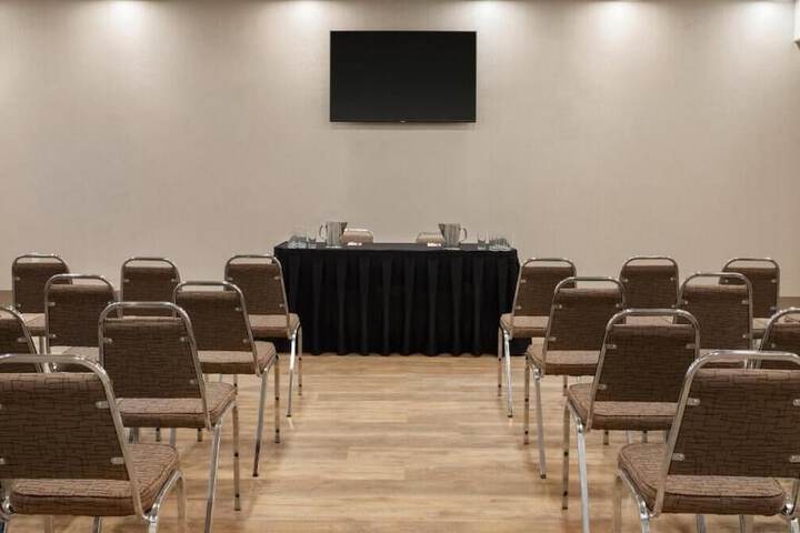 Canalta Hotel Airdrie