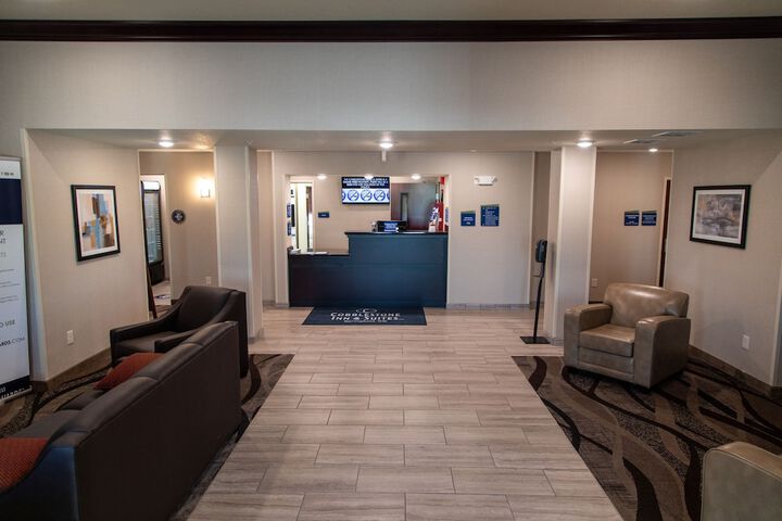 Hotel Interior 10 of 48