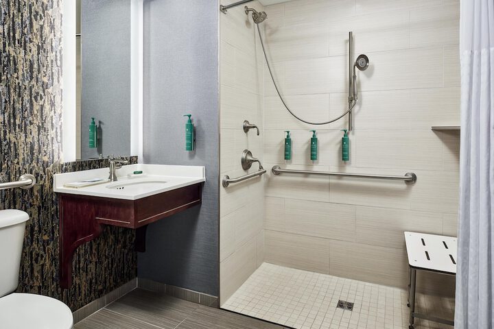 Hotel Alex Johnson Rapid City Curio Collection by Hilton