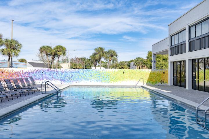 Pool 14 of 48