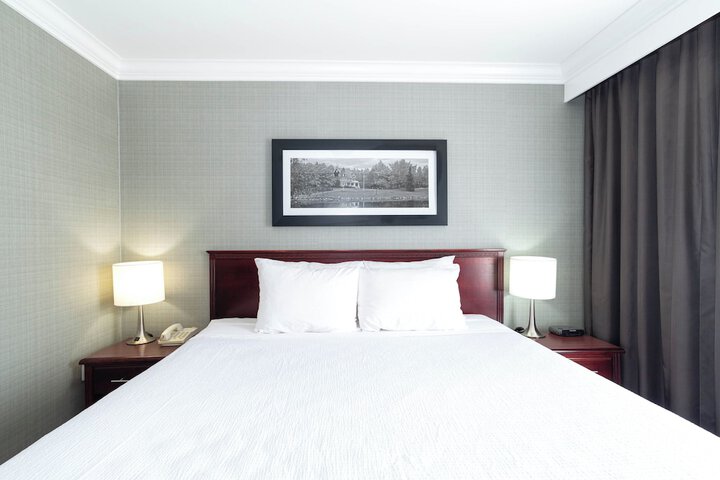 Room 34 of 55