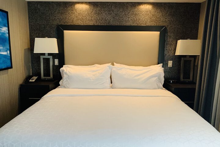 Room 17 of 48