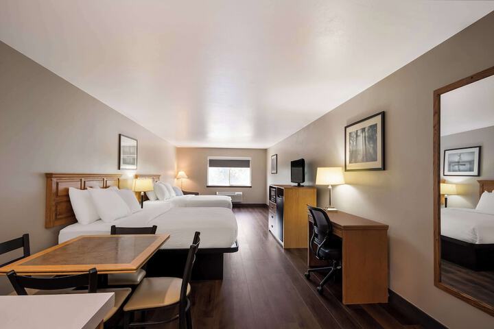 Room 38 of 49