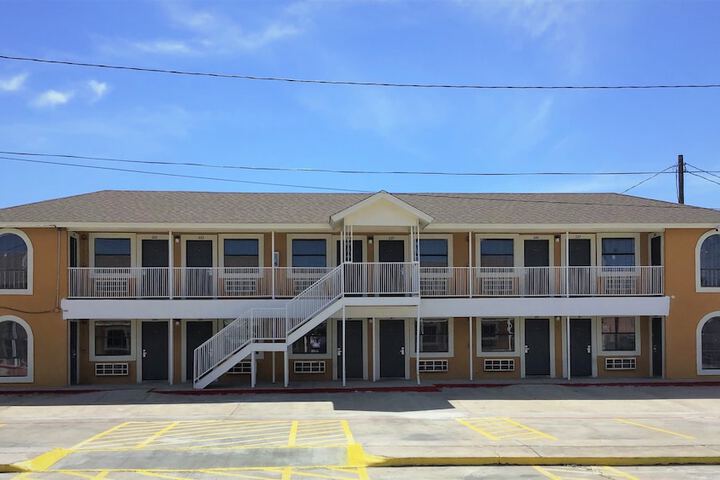 Hotel 2 of 19