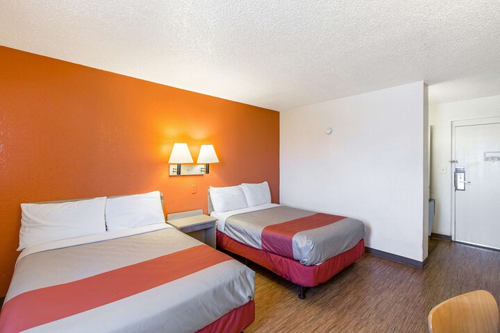 Motel 6 Council Bluffs IA - Omaha East