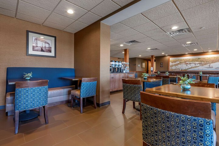 Lift Bridge Lodge an Ascend Collection Hotel