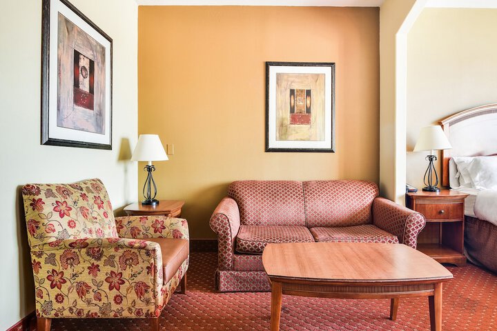 Room 8 of 41