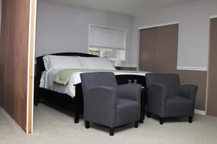 Room 12 of 20
