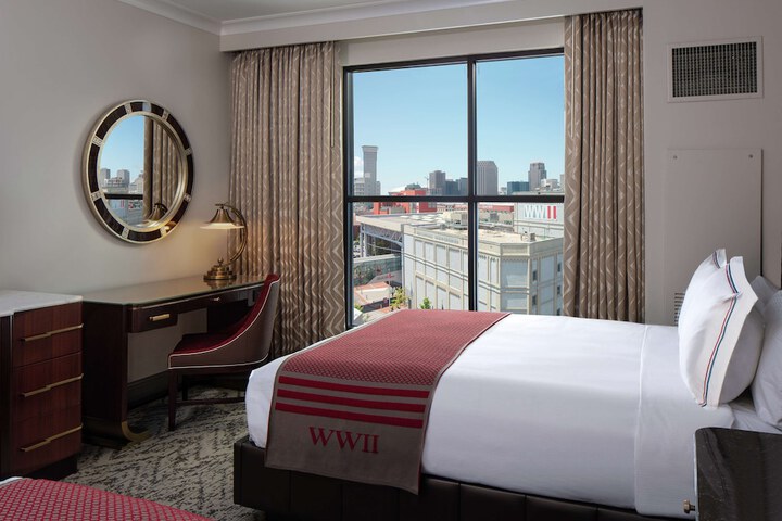 Room 42 of 83