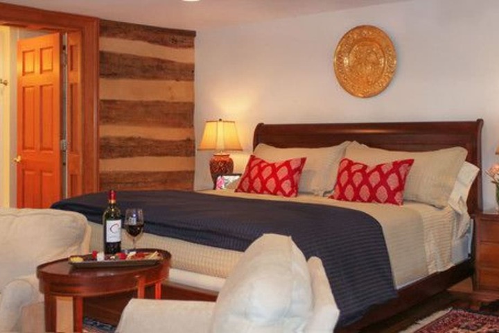 Hillbrook Inn