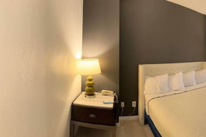 Room 30 of 50