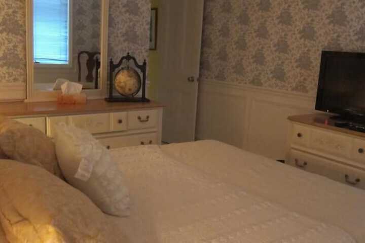 Room 15 of 32