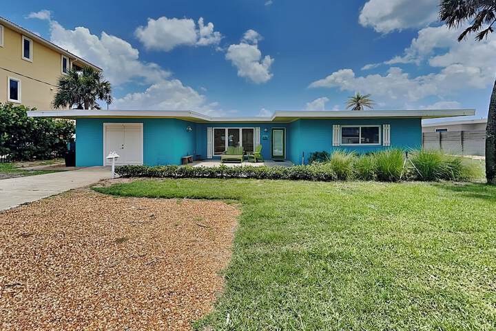 Ocean Shore by Distinctive Beach Rentals