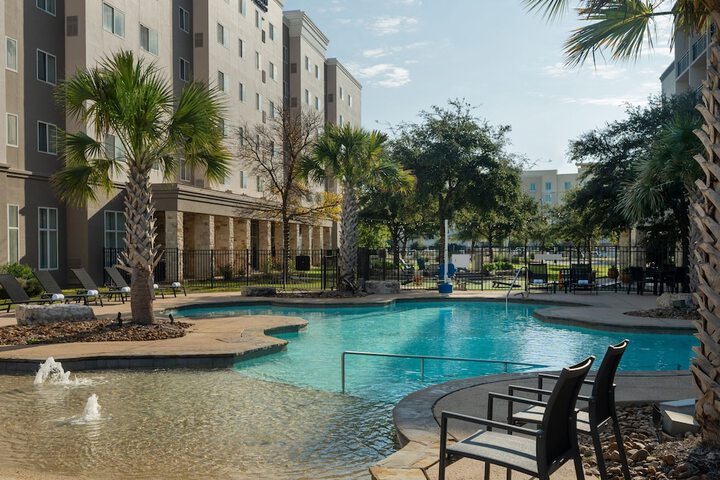 Pool 6 of 28
