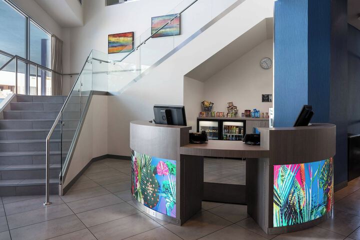 Hotel Interior 6 of 36