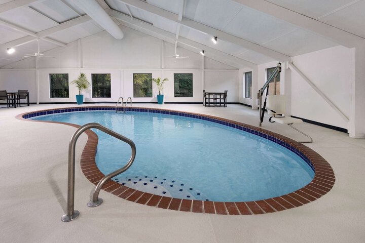 Pool 5 of 40