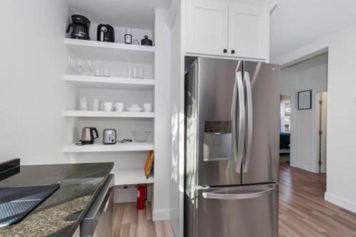 Private Luxury Framingham Condo Near Boston
