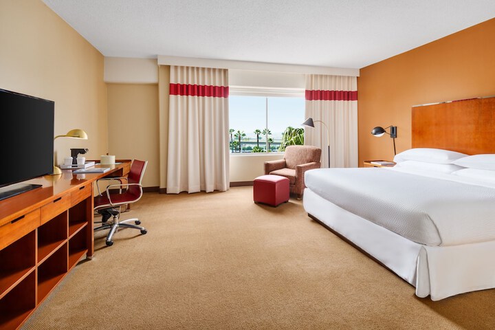 Room 25 of 67