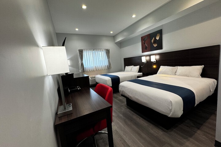 Room 25 of 59