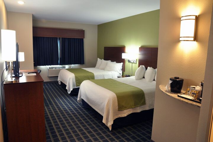 Room 18 of 33