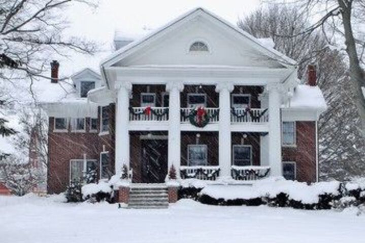 Arbor Hill Inn