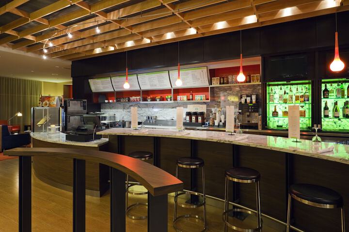 Courtyard by Marriott Indianapolis Downtown
