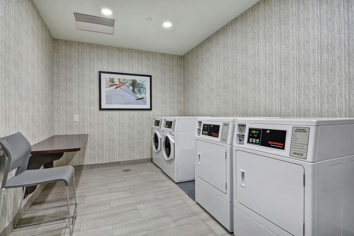 Embassy Suites by Hilton Plainfield Indianapolis Airport