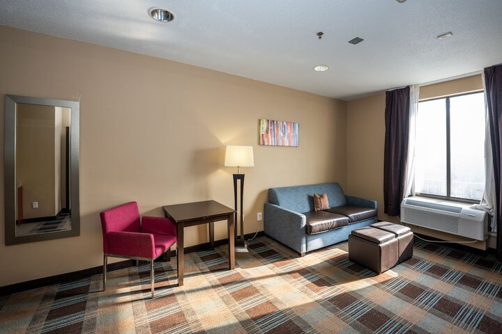 Room 93 of 105