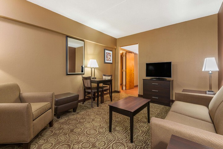 Room 11 of 31