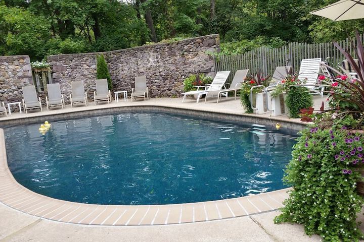 Pool 2 of 11
