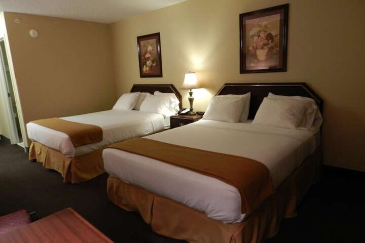 Room 18 of 30