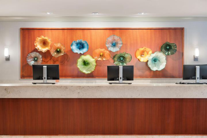 Eastgate Hotel BW Signature Collection