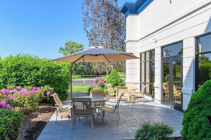 Hampton Inn & Suites Hartford-Manchester